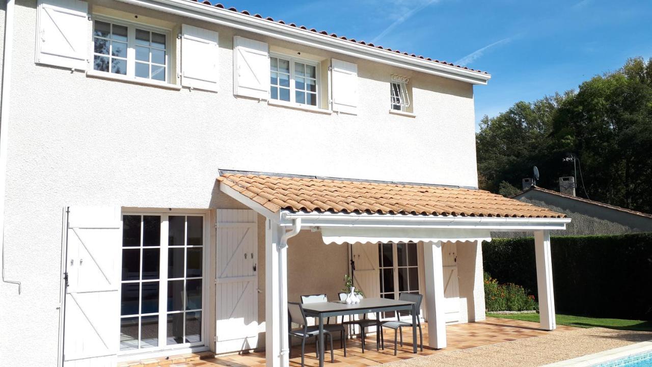 Maison Ruisseau L'Eau Blanche Léognan Exterior foto